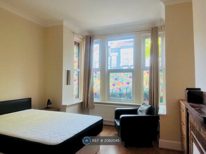 2 Bedroom Flat To Rent In Umfreville Road, London, N4