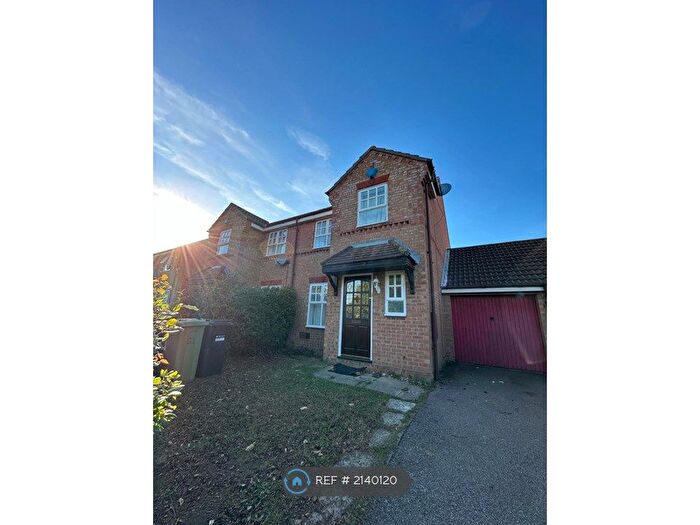 3 Bedroom Semi-Detached House To Rent In Douglas Place, Oldbrook, Milton Keynes, MK6