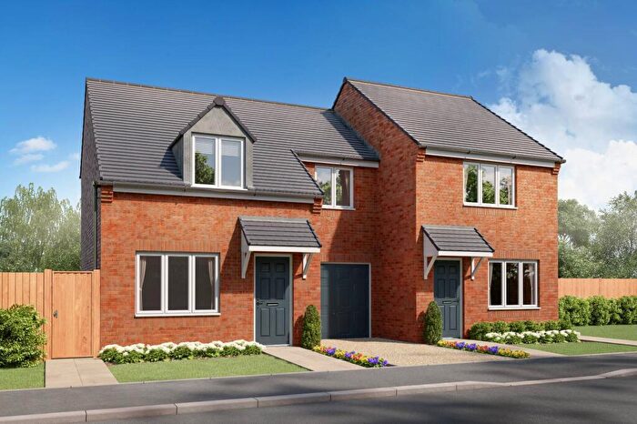 3 Bedroom Semi Detached House For Sale In Middlefield Lane, Gainsborough, Lincolnshire, DN21