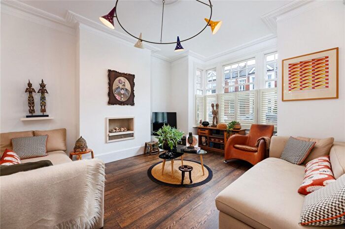 4 Bedroom Terraced House For Sale In Chelverton Road, London, SW15
