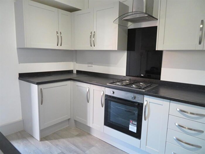 4 Bedroom House To Rent In Wheatstone Road, Southsea, PO4