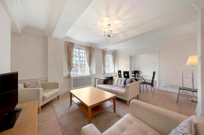 2 Bedroom Flat To Rent In Chiltern Court, Baker Street, London, NW1