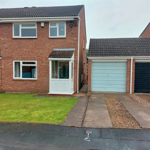 3 Bedroom Semi-Detached House To Rent In Conway Road, Perton, Staffordshire, WV6