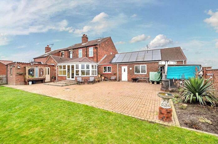 3 Bedroom Cottage For Sale In Manor Cottage, Hirst Road, Chapel Haddlesey, Selby, YO8