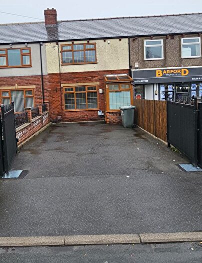 2 Bedroom Terraced House For Sale In Birkenshaw Lane, Birkenshaw, Bradford, BD11
