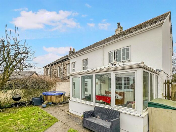 4 Bedroom Semi-Detached House For Sale In Mabe Burnthouse, Penryn, TR10