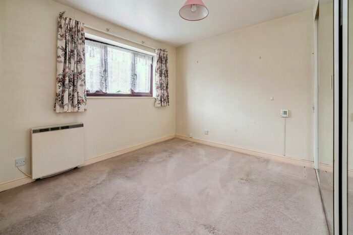 3 Bedroom Detached Bungalow For Sale In Mallard Avenue, Leven, Beverley, HU17