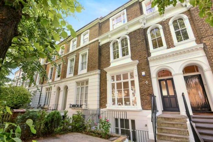 Flat To Rent In Trafalgar Avenue, London, SE15