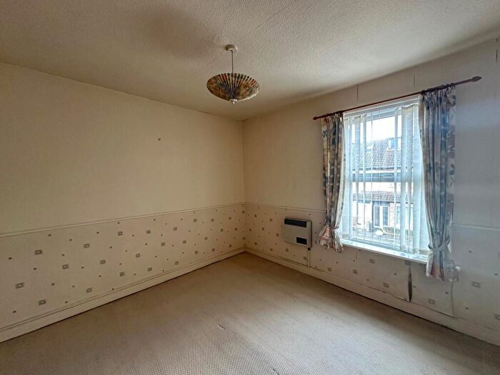 2 Bedroom Terraced House For Sale In Ashcroft Road, Gainsborough, Lincolnshire, DN21
