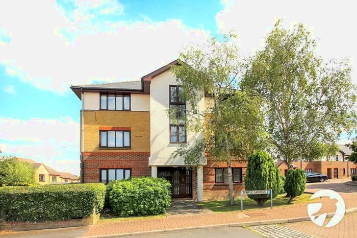 1 Bedroom Flat To Rent In Semple Gardens, Chatham, Kent, ME4