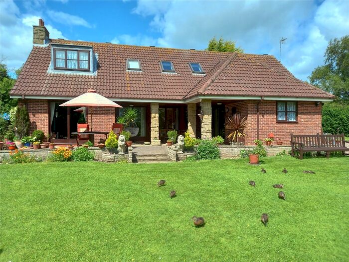 4 Bedroom Detached House For Sale In New Ellerby, Hull, East Riding Of Yorkshi, HU11