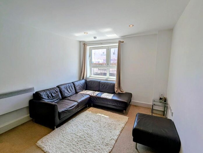 1 Bedroom Flat To Rent In Altamar, Kings Road, Swansea., SA1