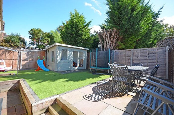 3 Bedroom Detached House For Sale In Tithe Close, Ringstead, Northamptonshire, NN14