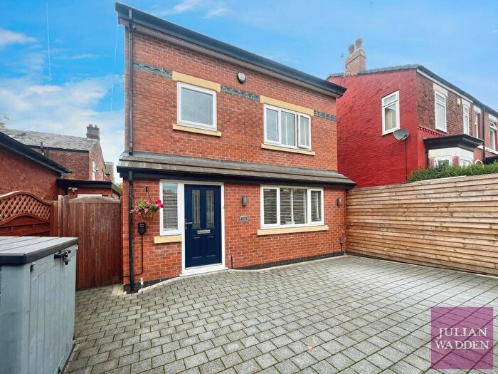 4 Bedroom Detached House For Sale In Heathbank Road, Cheadle Heath, Stockport, SK3