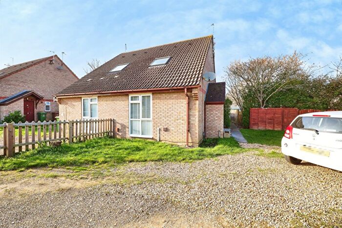 1 Bedroom Terraced House For Sale In Mealsgate, Gunthorpe, Peterborough, PE4