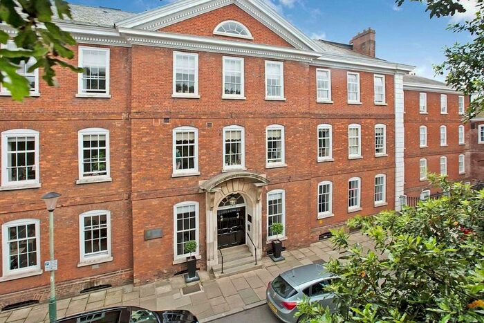 4 Bedroom Apartment To Rent In Exeter, Devon, EX1
