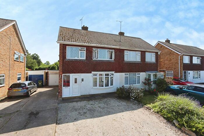 3 Bedroom Semi-Detached House For Sale In Park Way, Maidstone, Kent, ME17