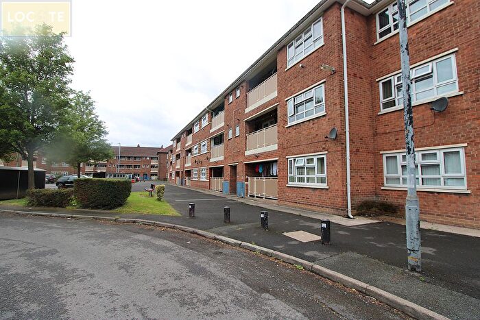 2 Bedroom Block Of Flats To Rent In Milton Close, Stretford, M32