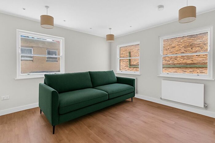 2 Bedroom Flat For Sale In Brixton Road, London, SW9