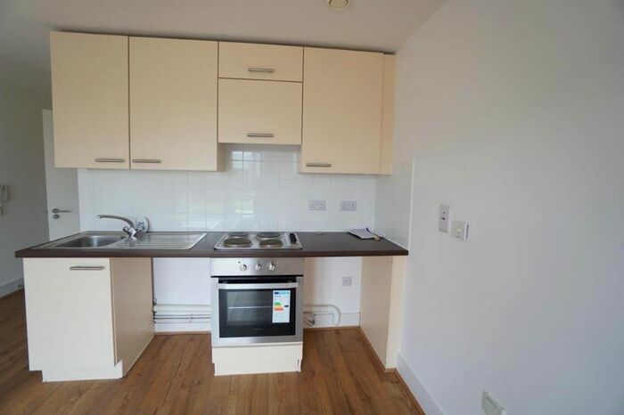 Studio To Rent In Alencon Link, Basingstoke, RG21