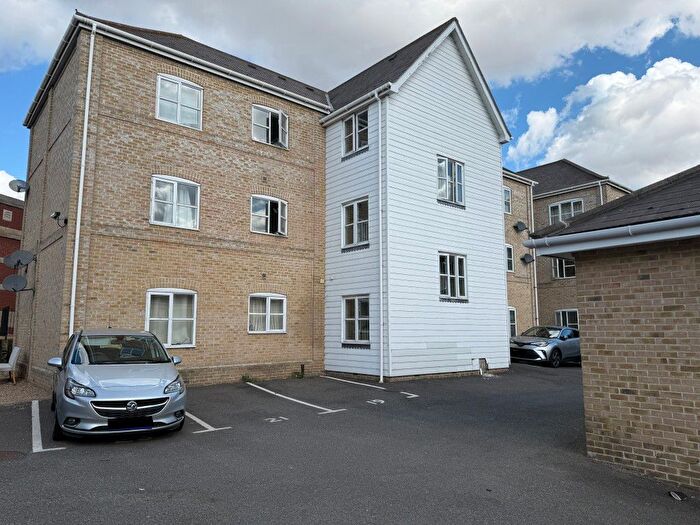 2 Bedroom Flat For Sale In Capstan Place, Colchester, CO4