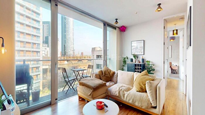 2 Bedroom Apartment For Sale In Timber Wharf, Worsley Street, Castlefield, M15