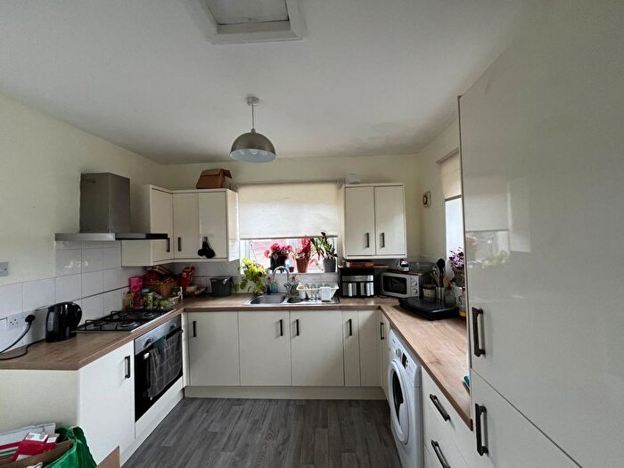 3 Bedroom Semi-Detached House To Rent In Blackdown Grove, St. Helens, WA9