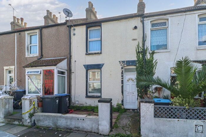2 Bedroom Terraced House For Sale In Milton Avenue, Margate, Kent, CT9