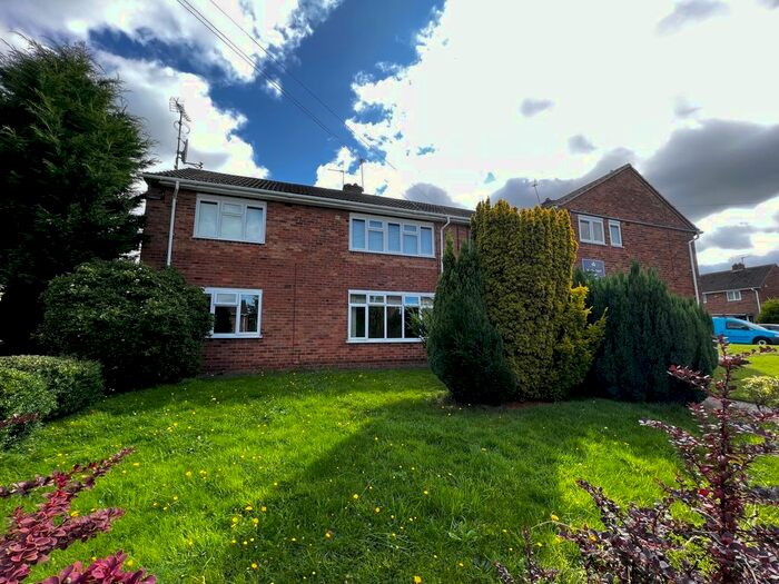 2 Bedroom Flat To Rent In Studley Road, Wolverhampton, WV3