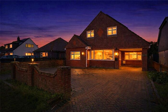 6 Bedroom Detached House For Sale In Dunes Road, Greatstone, New Romney, Kent, TN28