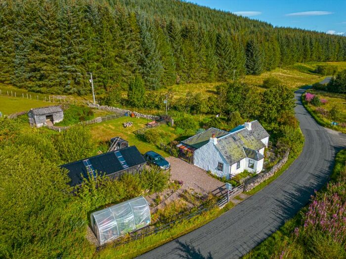 2 Bedroom Cottage For Sale In Muckhart Road, Dunning, Perthshire, PH2