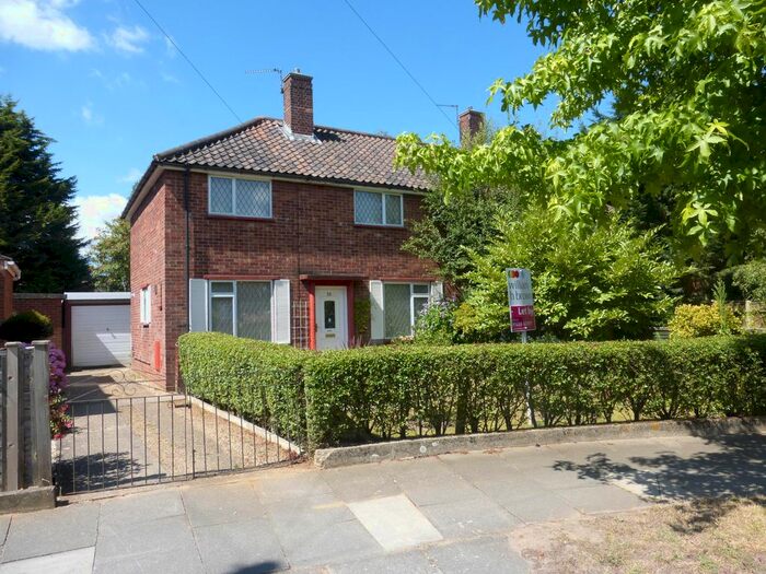 3 Bedroom Semi-Detached House To Rent In Ivory Road, Norwich NR4