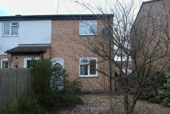 2 Bedroom End Of Terrace House To Rent In Lincoln Way, Stefen Hill, Daventry, NN11