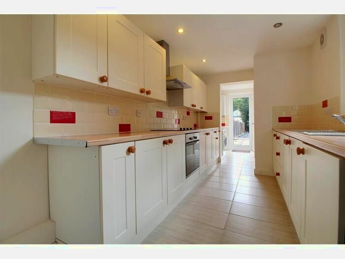 1 Bedroom Flat To Rent In Mount Pleasant, Reading, Berkshire, RG1