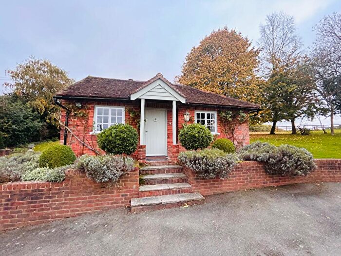1 Bedroom Detached Bungalow To Rent In Lutmans Haven, Knowl Hill, Reading, RG10