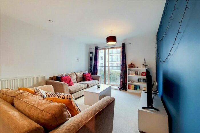 1 Bedroom Flat To Rent In Queen Marys House, 1 Holford Way, London SW15