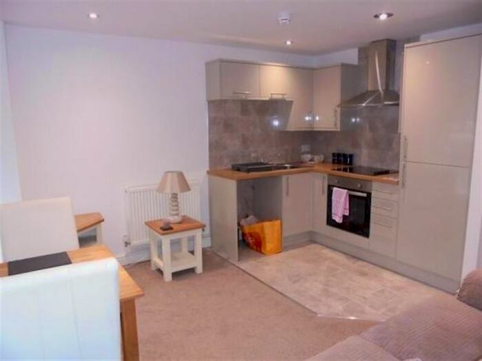 1 Bedroom Flat To Rent In High Street, Ogmore Vale, Bridgend, CF32