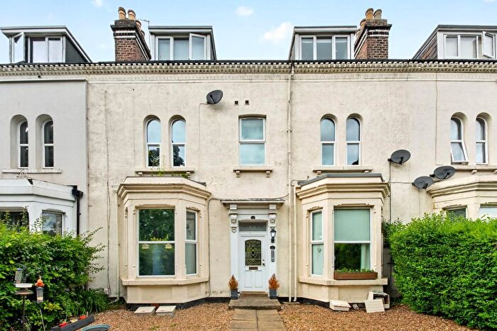 1 Bedroom Flat For Sale In Beech House, High Street, HG2