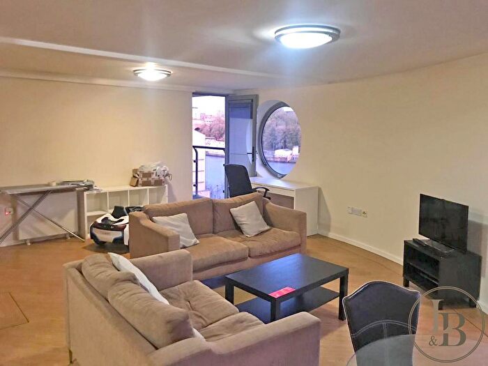 4 Bedroom Flat For Sale In Hanover Street, Newcastlle, Newcastle, NE1