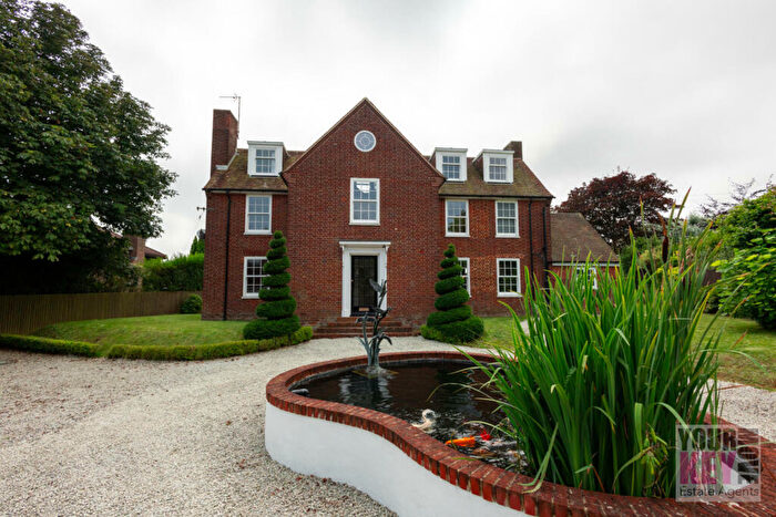 5 Bedroom Detached House For Sale In Elvington Lane, Hawkinge, Folkestone, Kent, CT18