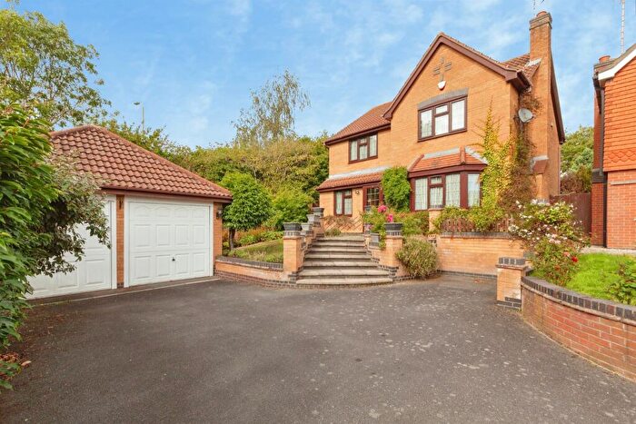 4 Bedroom Detached House For Sale In Larkspur Close, Hamilton, Leicester, LE5