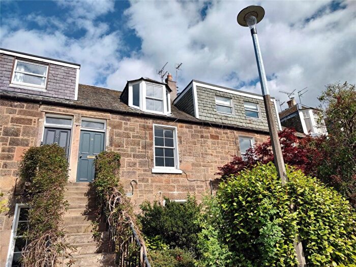 2 Bedroom Flat To Rent In Reid Terrace, Edinburgh, EH3