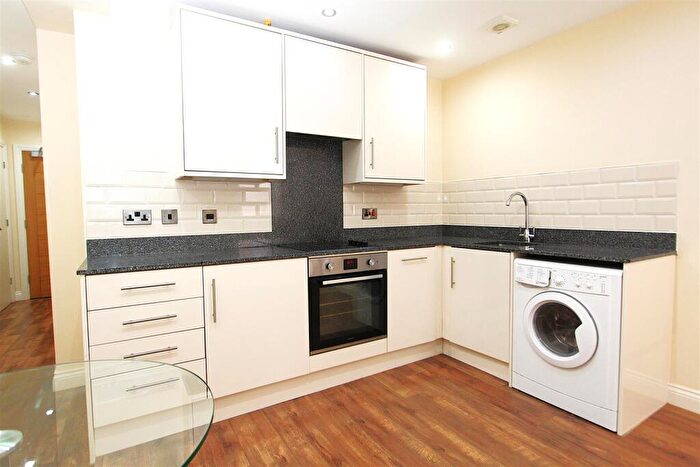 1 Bedroom Flat To Rent In Brunswick Court, Leeds, LS2