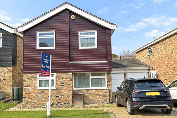 4 Bedroom House For Sale In Highwoods Drive, Marlow Bottom, SL7