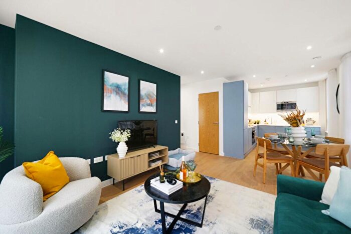 2 Bedroom Apartment To Rent In Sherlock Quarter, Sherlock Street, B5