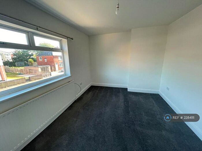 3 Bedroom Semi-Detached House To Rent In Addison Road, Mexbrough, S64