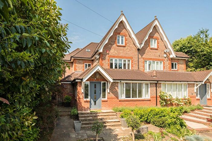 5 Bedroom Property To Rent In Queensmere Road, Wimbledon Common, SW19