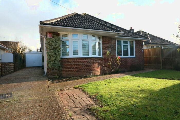 3 Bedroom Detached Bungalow To Rent In Hillside Gardens, Brockham, RH3