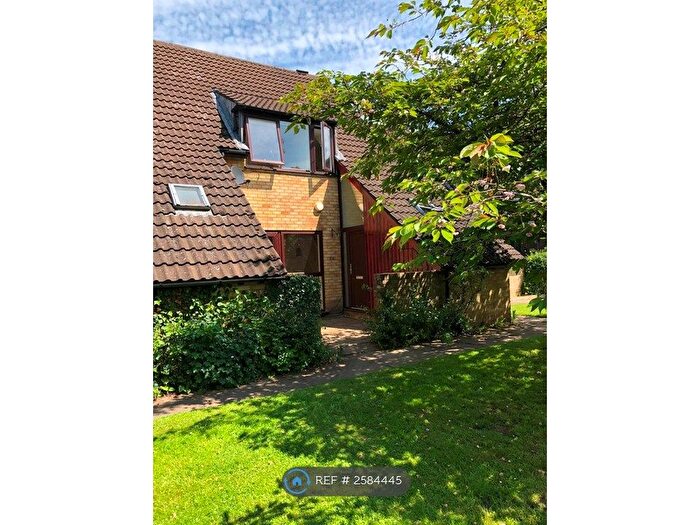 3 Bedroom Terraced House To Rent In Lower Green, Tewin, Welwyn, AL6