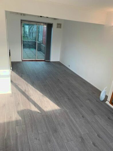 3 Bedroom Semi-Detached House To Rent In Hillary Road, High Wycombe, HP13